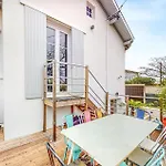 4 Bedroom Lovely Home In Royan