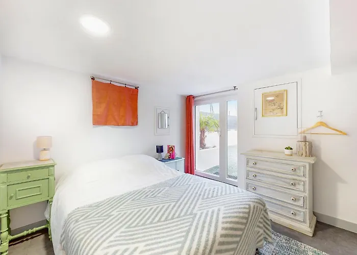 In With Wifi Holiday home *